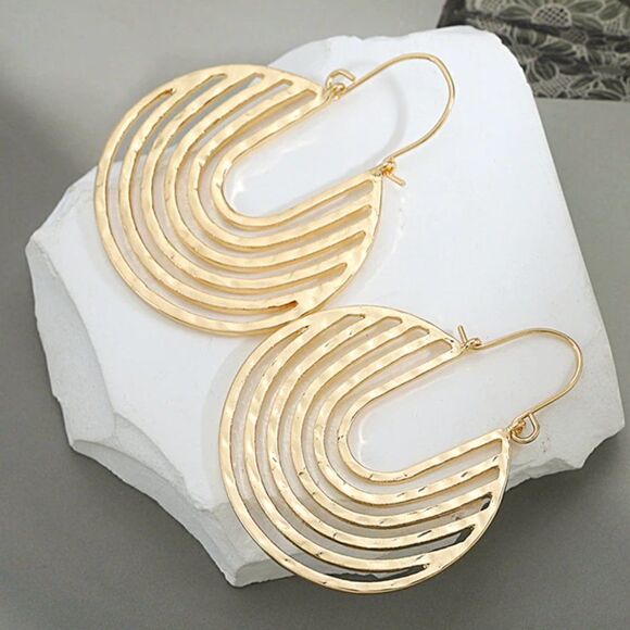 Retro Gold Hammered Crescent Hoop Earrings - Picture 7 of 13
